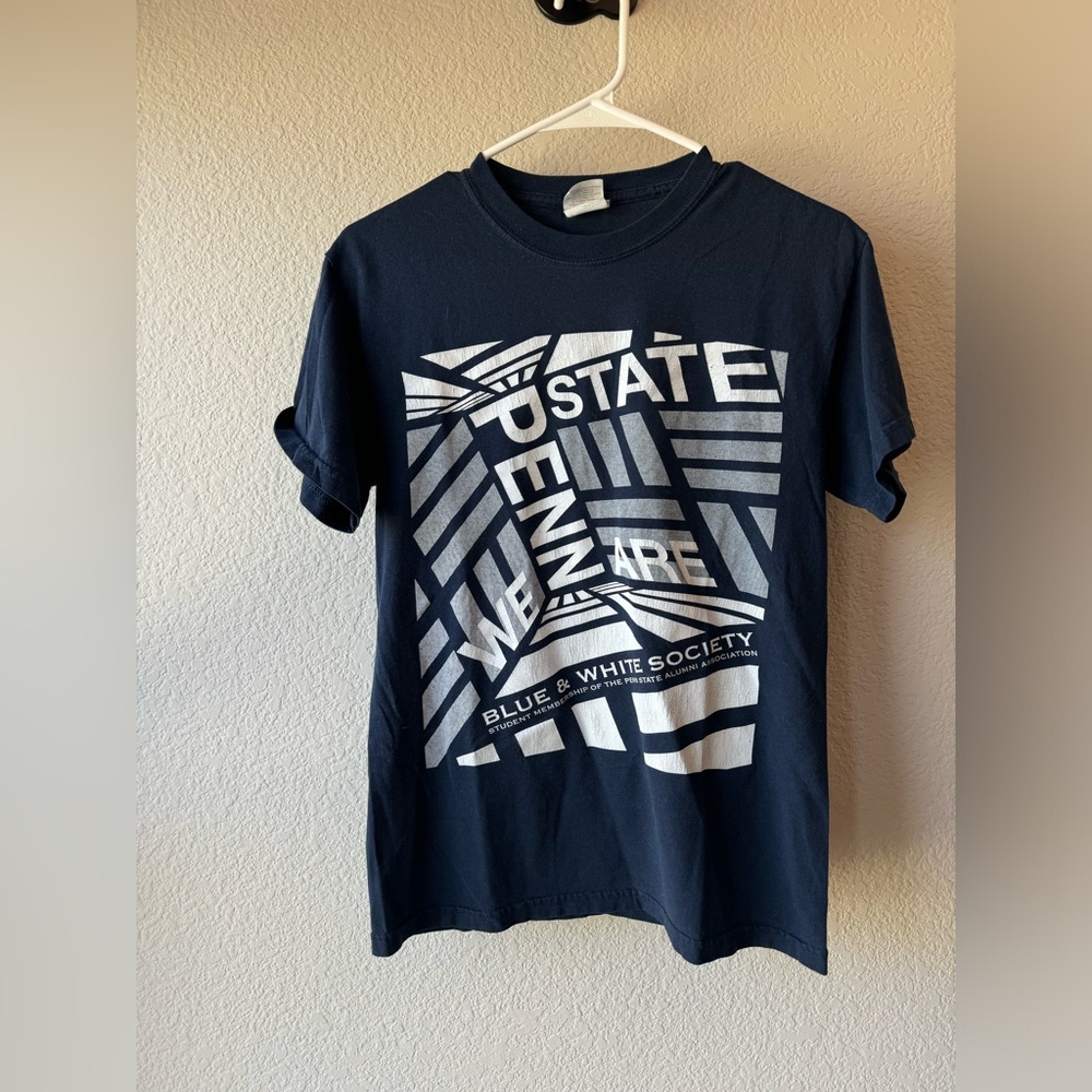2014 Penn state t shirt. Size small.